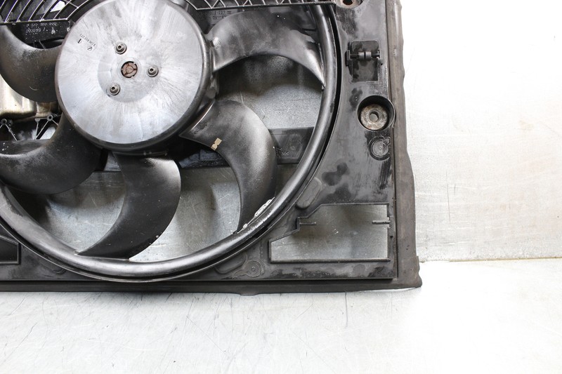 BMW E46 AC Auxiliary Electric Fan Assembly 6904768 OEM 9906 323 325