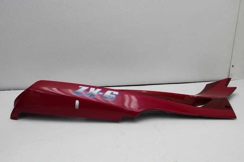 RT-136566　専用出品 1991 KAWASAKI NINJA ZX6 ZX600 RIGHT SIDE COVER FRAME PANEL