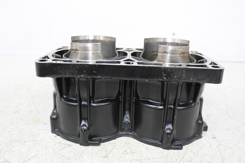 00 YAMAHA WAVERUNNER XL700 ENGINE TOP END CYLINDER HEAD 00 YAMAHA WAVERUNNER XL700 ENGINE TOP END CYLINDER HEAD