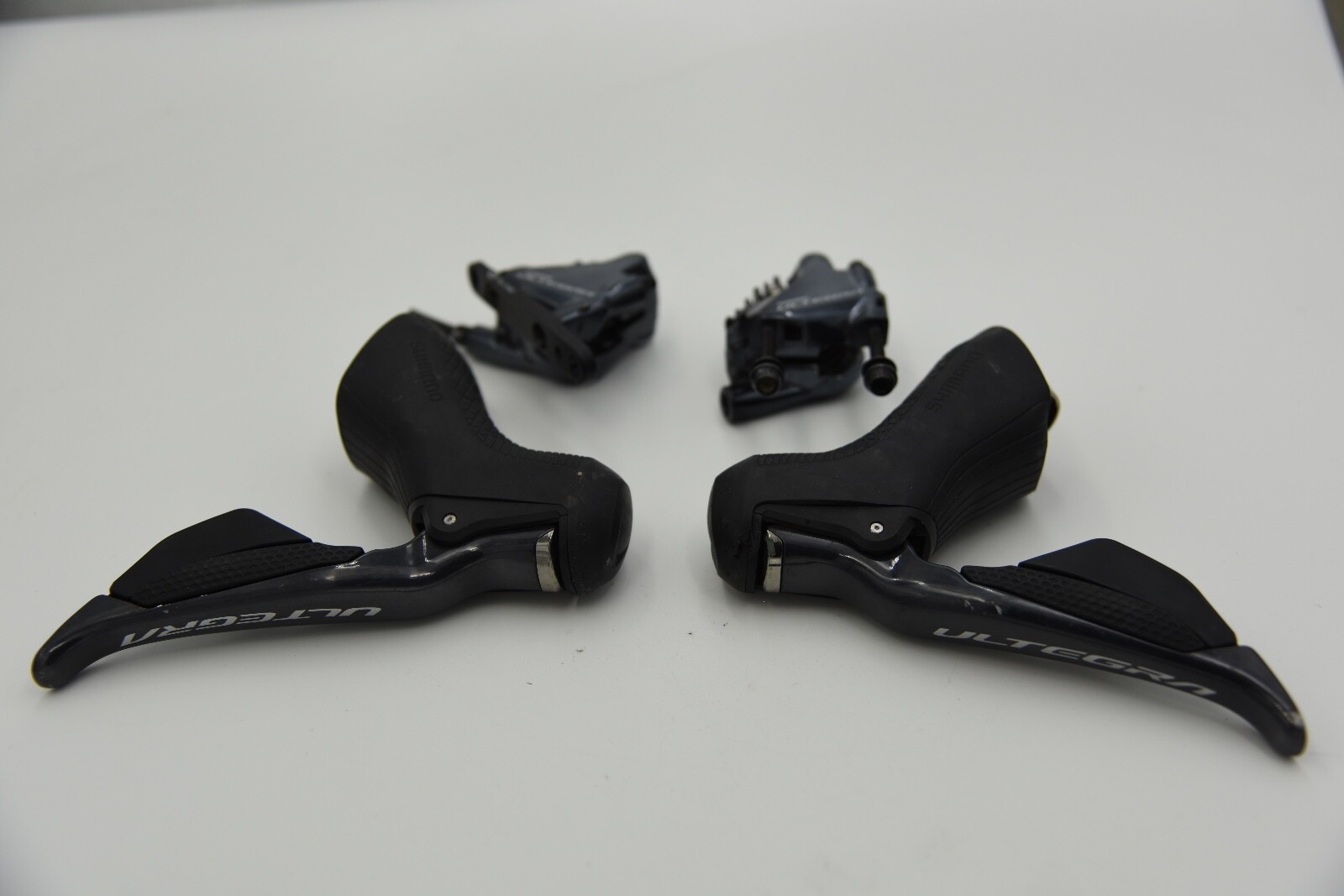 Shimano Ultegra ST-R8070 BR-R8070 Di2 Shifter & Brake Lever