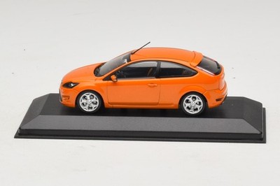Ford Focus ST Mk2 Electric Orange Replacement Box Minichamps 1:43 | 400087302-R1