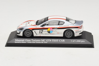 Maserati GranTurismo MC GT4 #12 Sperati/La Mazza MC 2010 1:43 Minichamps