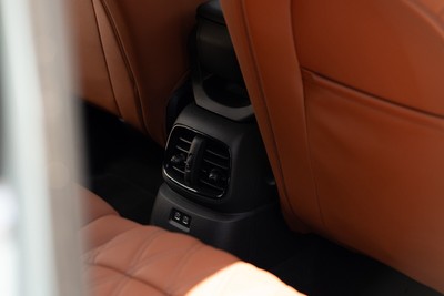 image 17 of interior