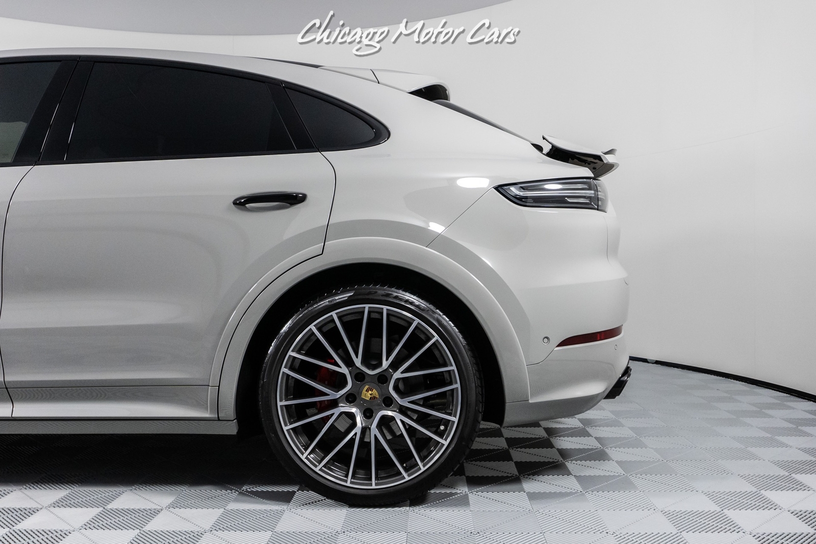 2022 Porsche Cayenne Gts Coupe Stunning Chalk Finish! Premium Package P