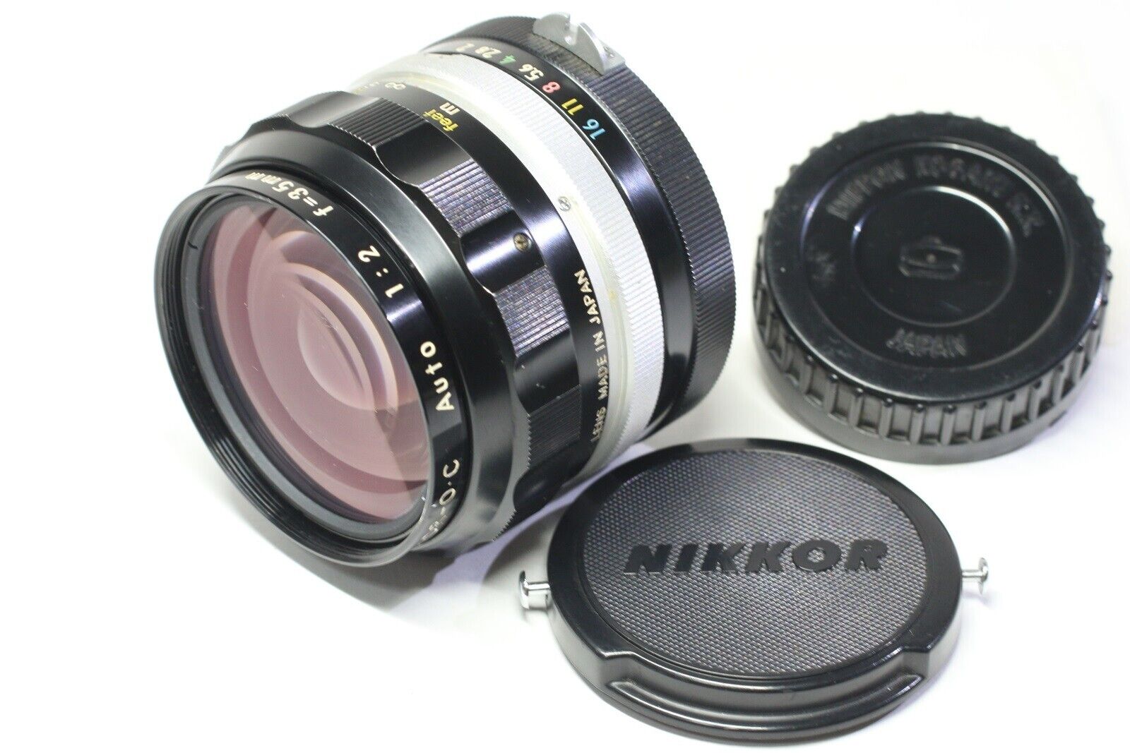 Nikon Nikkor-O.C Auto 35mm F/2 Non Ai Wide Angle MF Lens Nikon Nikkor-O.C Auto 35mm F/2 Non Ai Wide Angle MF Lens