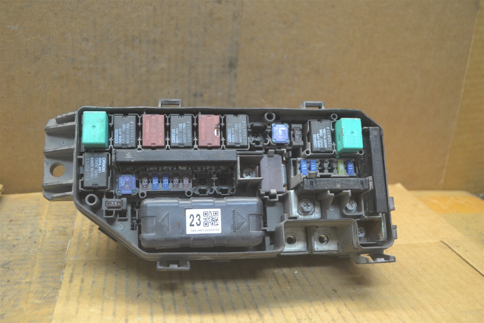 2009-2012 Acura TSX Fuse Box Junction OEM TA0-00 Module 44