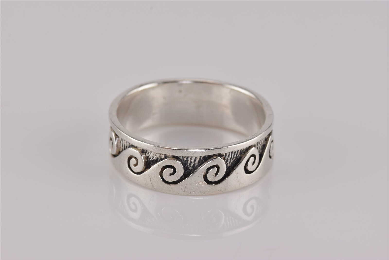 指輪・リング BLENDOFF Flow of Water Ring Silver 925 Sterling Silver 7mm Swirled Rolling Water Wave Cuff Band