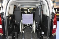 Peugeot Rifter 4 SEATS+ Wheelchair Accessible Vehicle Mobility WAV Vehicle winch