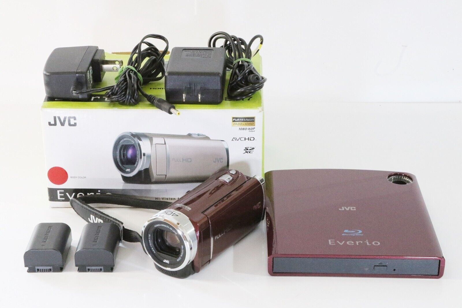 JVC Everio GZ-E117 Red Digital High Definition Video Camera JVC Everio GZ-E117 Red Digital High Definition Video Camera