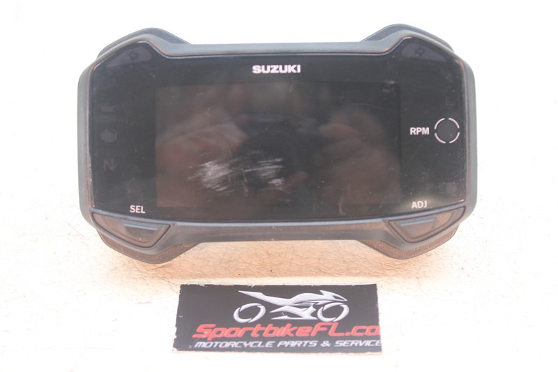 Mt. 18 SUZUKI GSX250R GSX 250R 250 SPEEDO TACH GAUGES 8K MILES