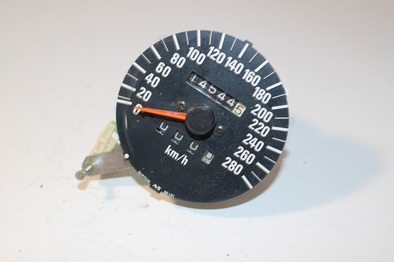 KM*♥︎´‐　0106 1986-1987 KAWASAKI ZX1000 SPEEDOMETER GAUGE KILOMETER
