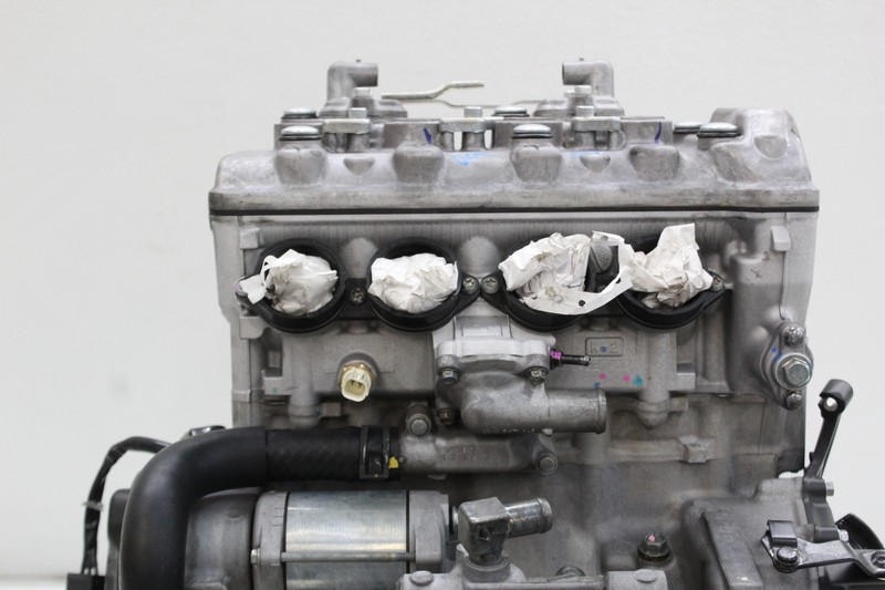 24 KAWASAKI NINJA ZX4RR ENGINE MOTOR CYLINDER HEAD CRANK