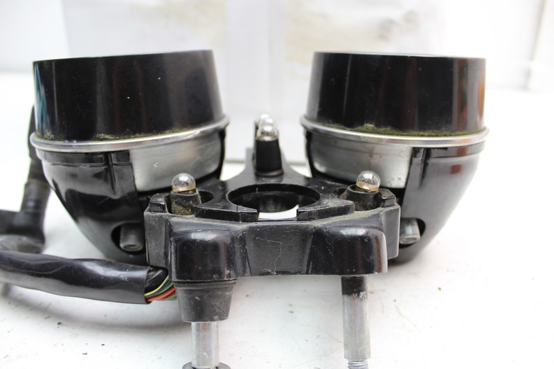 1977 KAWASAKI KZ650B Z650 (#479) SPEEDOMETER TACHOMETER
