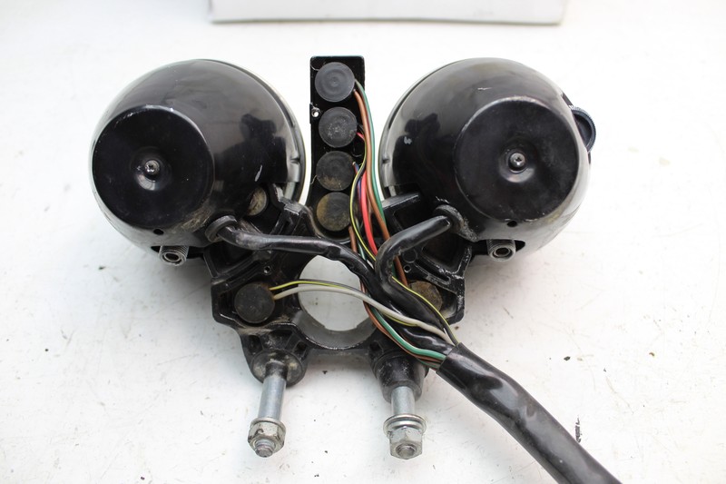 1977 KAWASAKI KZ650B Z650 (#479) SPEEDOMETER TACHOMETER