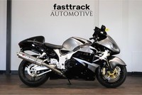 Suzuki GSX1300 R Hayabusa K5 2005 - ABSOLUTELY STUNNING - MUST SEE