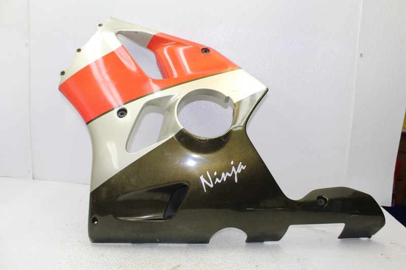 takekazページ 1997 KAWASAKI NINJA ZX6R ZX600 F3 (#300) LEFT SIDE COVER PANEL