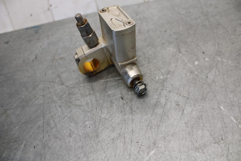 1996-2003 Kawasaki Ninja ZX7R Hydraulic Clutch Master 1996-2003 Kawasaki Ninja ZX7R Hydraulic Clutch Master