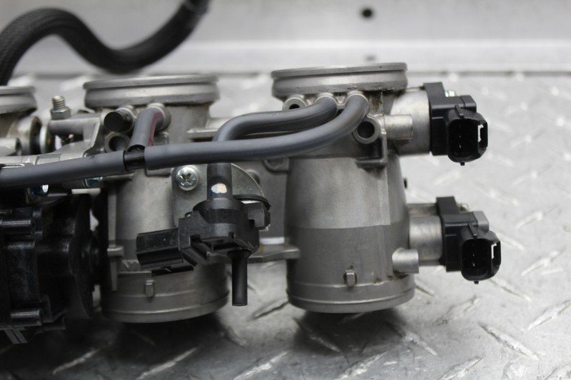 2020 KAWASAKI ZX636G MAIN FUEL INJECTORS / THROTTLE BODIES 2020 KAWASAKI ZX636G MAIN FUEL INJECTORS / THROTTLE BODIES