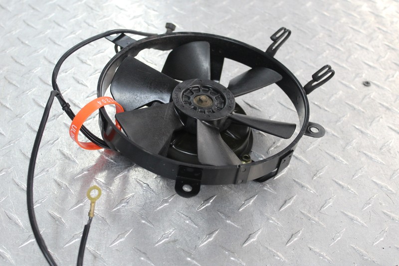 2018 HARLEYDAVIDSON STREET GLIDE SPECIAL FLHXS ENGINE RADIATOR COOLING