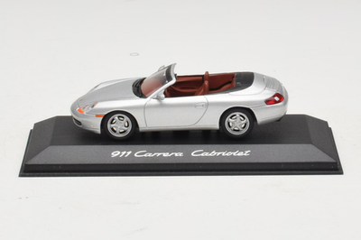 Porsche 911 996 Cabriolet Silver Minichamps 1:43 | WAP02004097