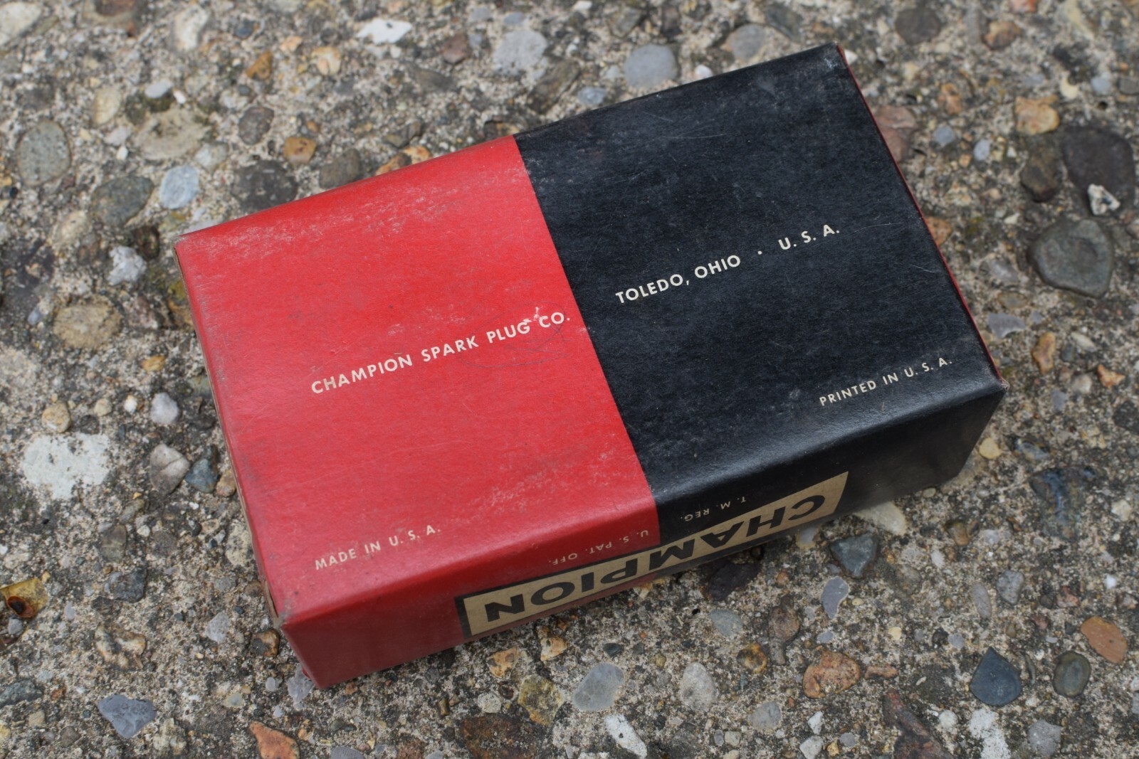 Vintage Champion Spark Plugs BL-7Y 10 Plugs New In Original Box NOS