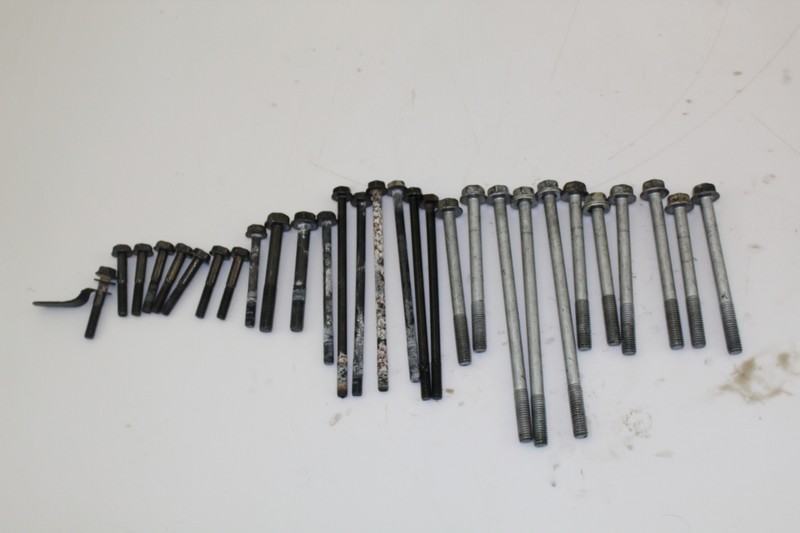 88-90 kawasaki ninja zx10 ENGINE MOTOR CRANKCASE CRANK CASES BOLTS