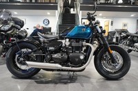 Triumph Bonneville Bobber, 2026, Interstellar Blue/ Black. IN STOCK NOW