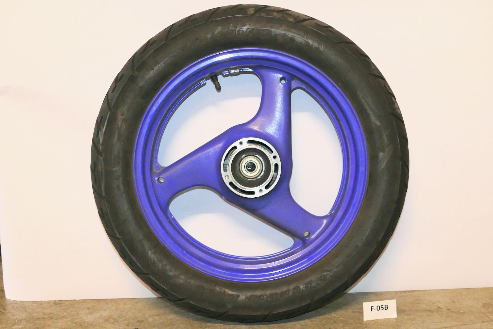 Jante Arrière 17 X 3.50 Pour Moto Suzuki GS 500 E / GSE / GM51A - Occasion En Bon état