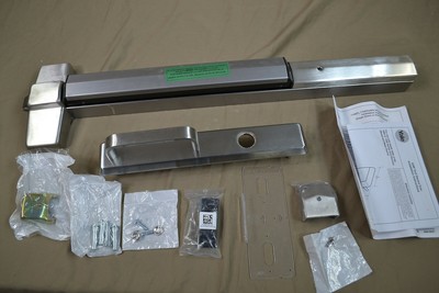 Yale 7100(F) Rim Exit Device Panic Bar with 532F Pull trim