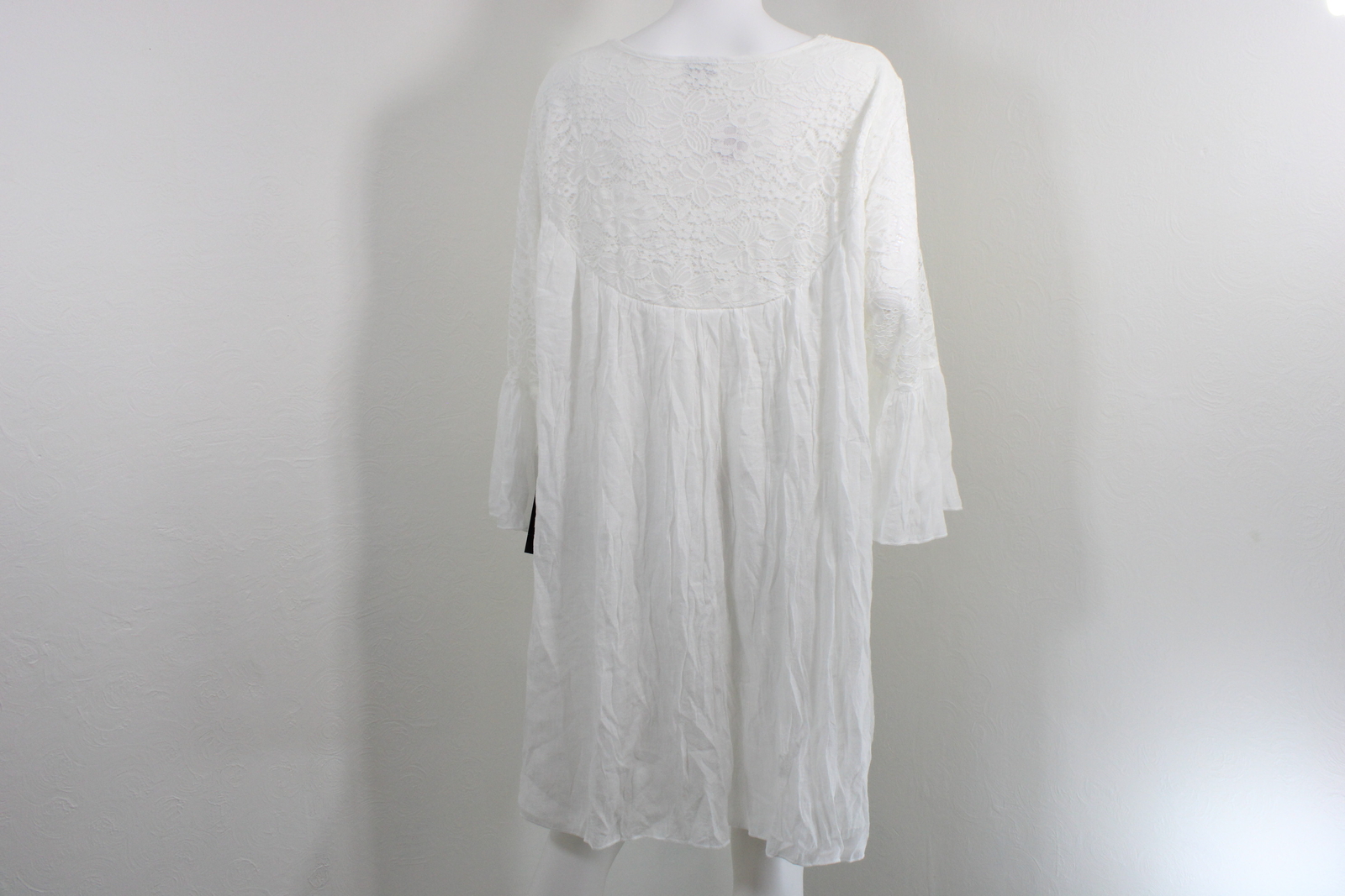 white lace dress size 22