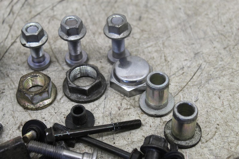 1998 KAWASAKI NINJA ZX6 MISC ENGINE MOUNTING BOLTS HARDWARE MOTOR