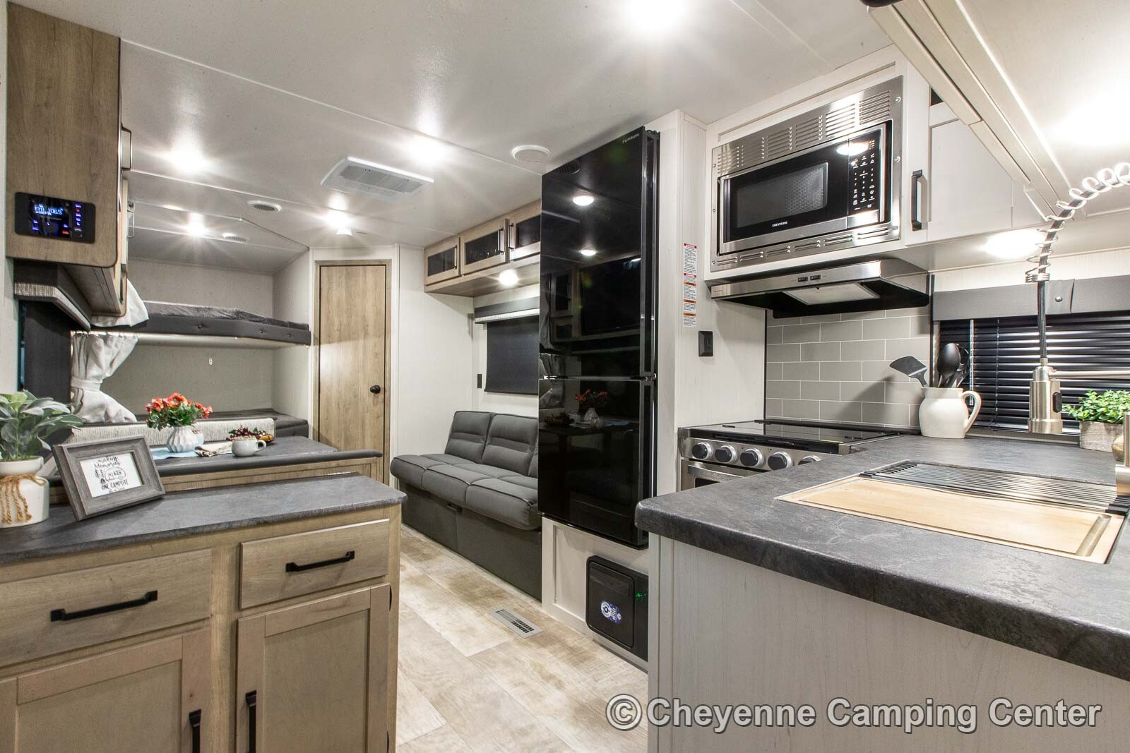 New 2024 Palomino Puma 23bhq Bunkhouse Travel Trailer With Bunks For