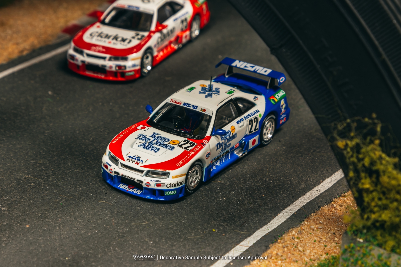 Pre-Order) 1:64 1995 24h Le Mans -- #22 Nissan R33 Skyline