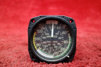 United Instruments Airspeed Indicator PN 8125