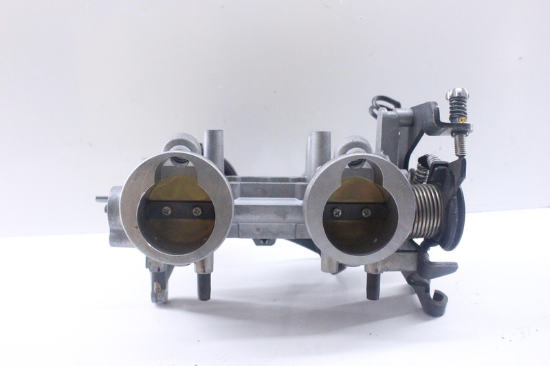 2013 Kawasaki Versys 650 MAIN THROTTLE BODIES