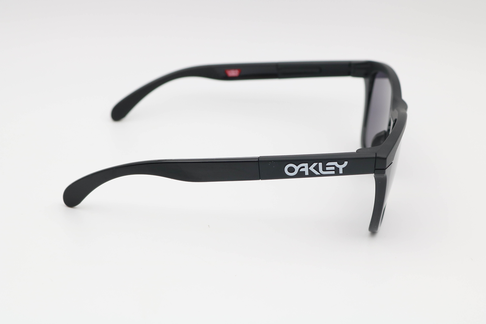 Oakley Frogskins Range Black/Prizm Grey Square Oo9284-1155