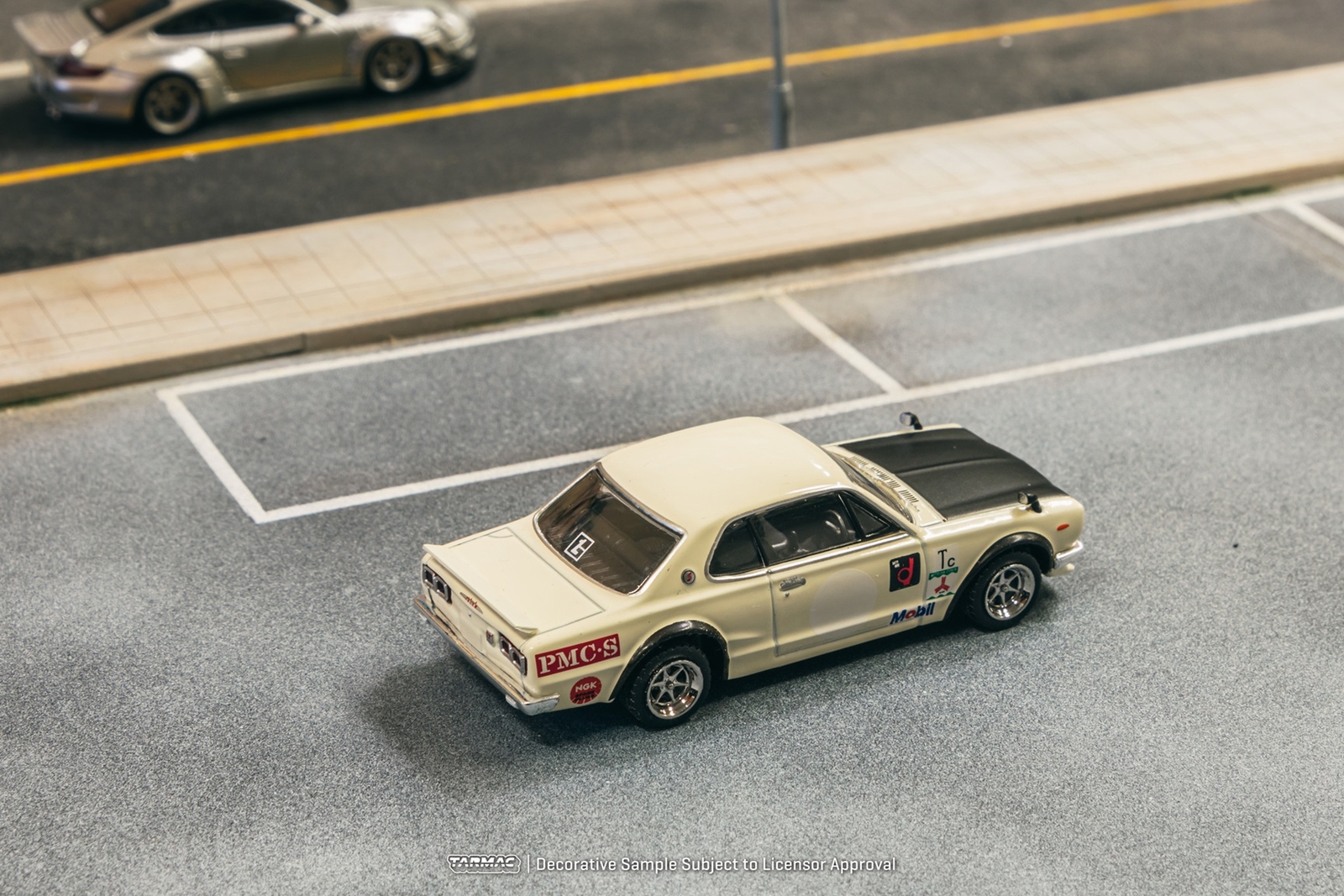 SKYLINE【et056201KPGC10専用】 In Stock) Tarmac Works 1/64 Nissan Skyline 2000 GT-R (KPGC10