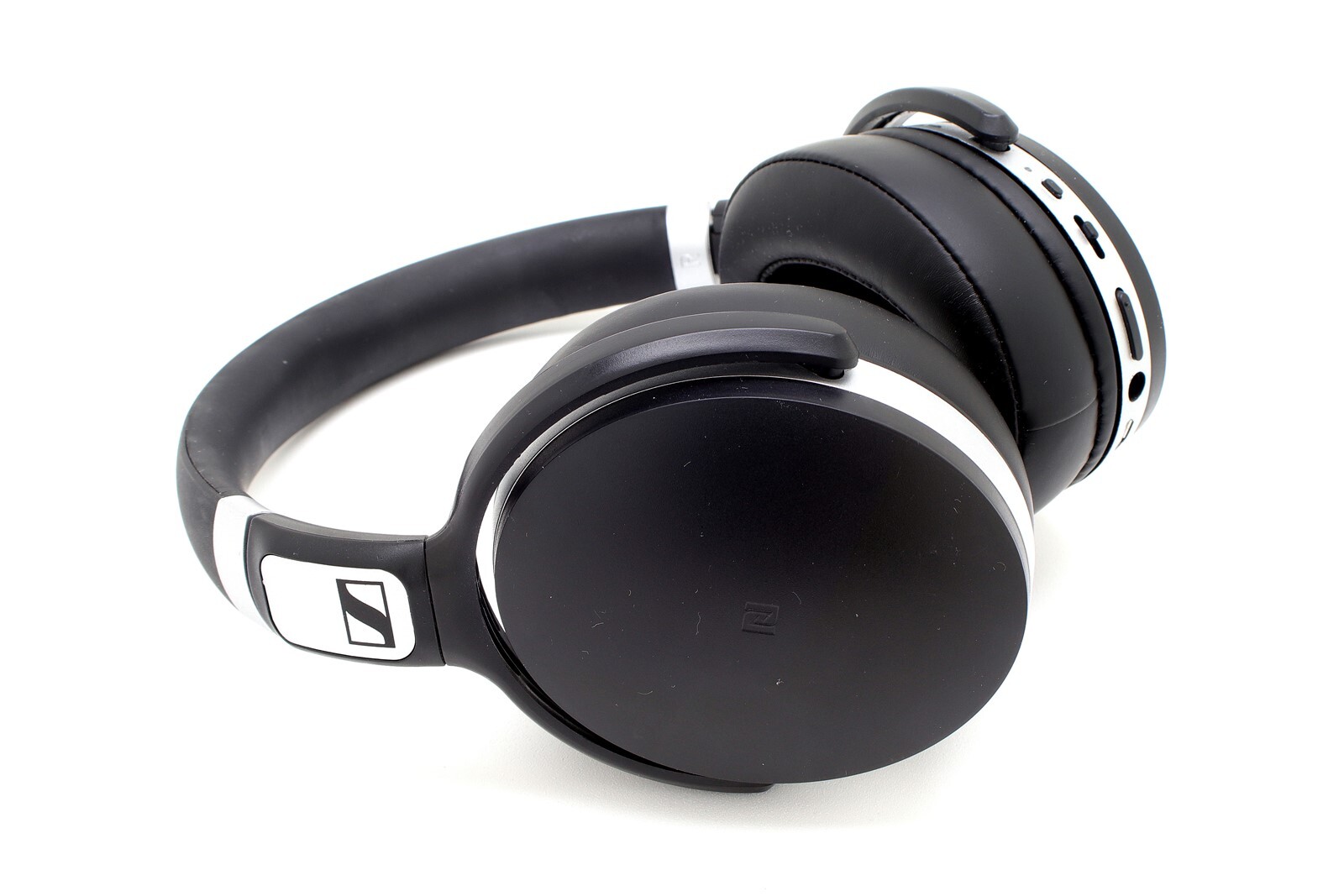 新品未使用　SENNHEISER （ゼンハイザー）HD4.50BTNC Sennheiser HD 4.50 Wireless Noise Cancelling Headphone - FOR