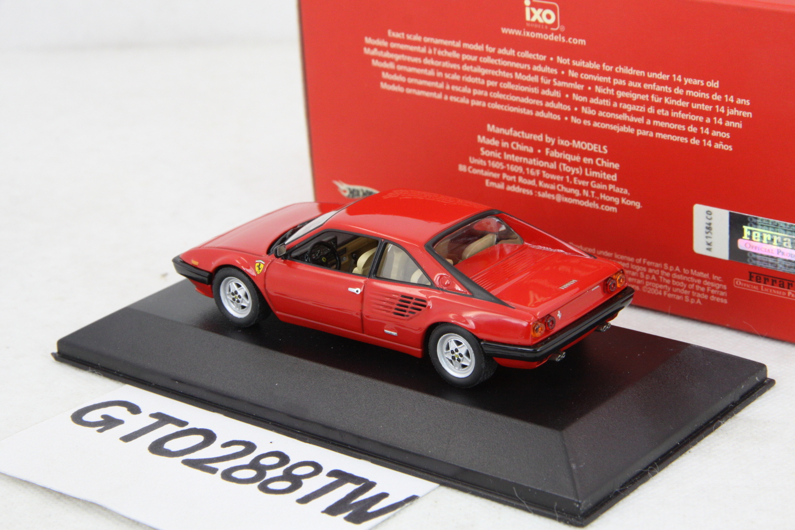 IXO 1:43 scale Ferrari Mondial QV Coupe 1982 - Rosso Red (FER023