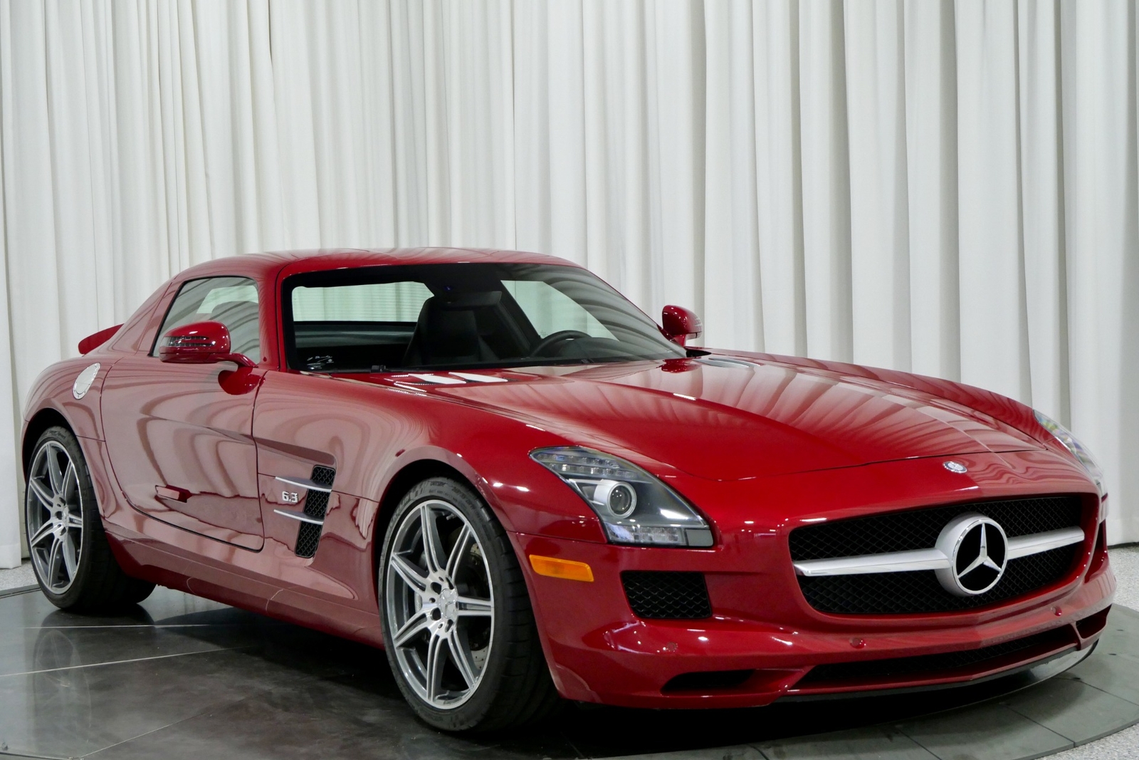 Owner 2011 Mercedes-Benz SLS AMG