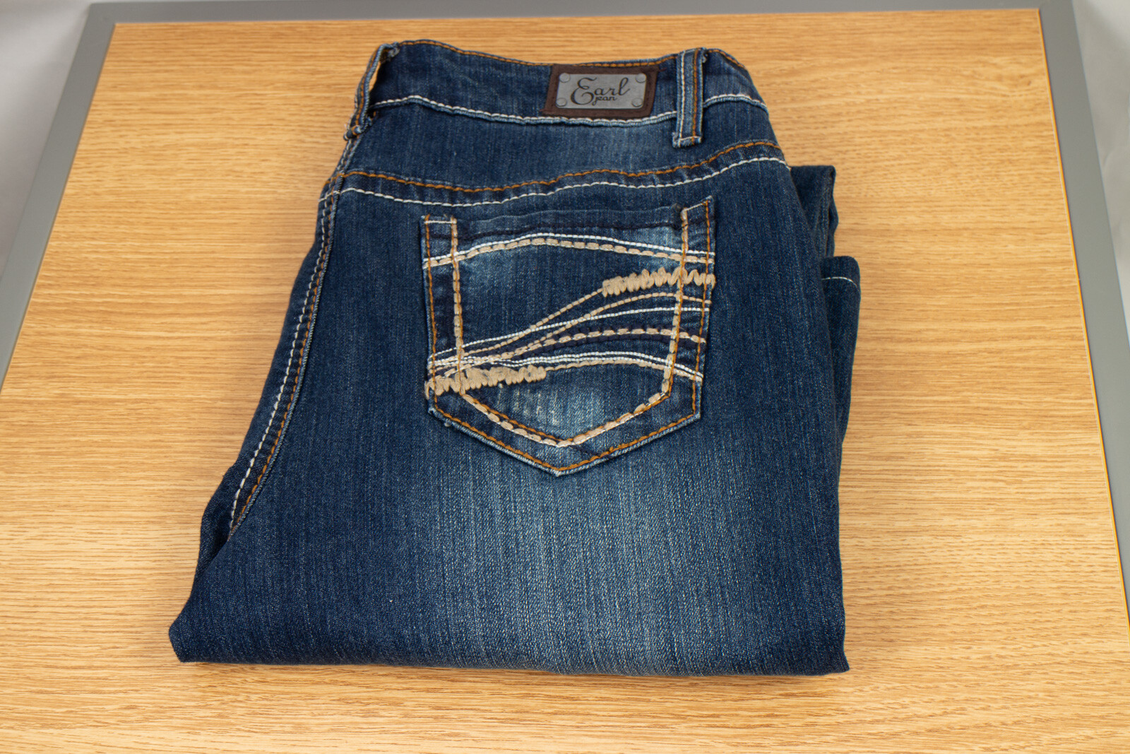 Earl Jeans Bootcut 4 (28 X 30) Women's Denim Jeans Dark Wash