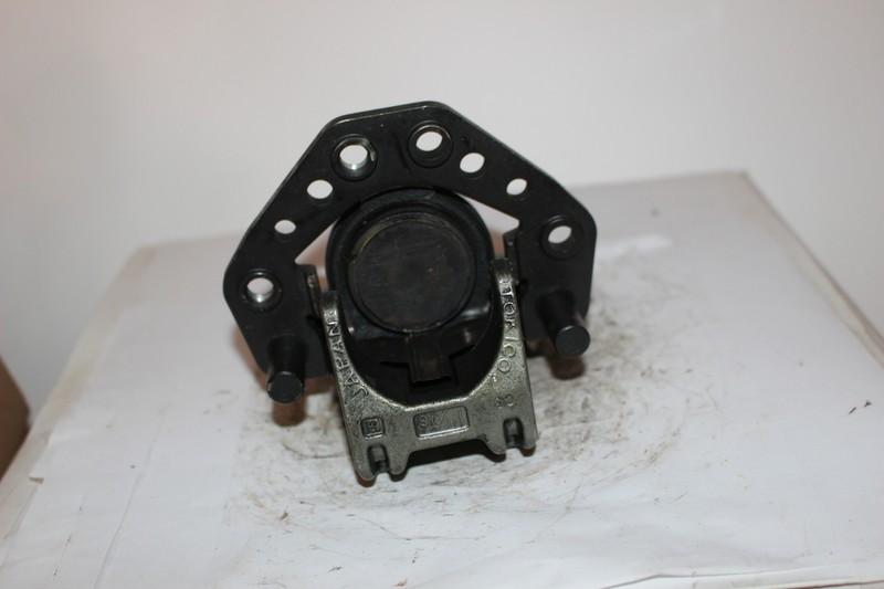85-88 KAWAWAKI ZX600 86/87 ZX1000 ZL600 LEFT FRONT BRAKE CALIPER