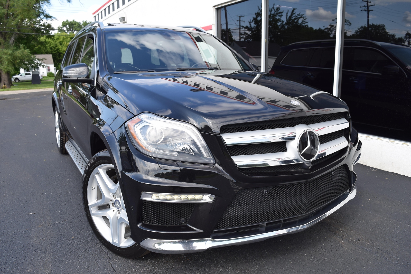 Owner 2014 Mercedes-Benz GL-Class GL 550 4matic DESIGNO EDITION 95893 Miles OBSIDIAN B