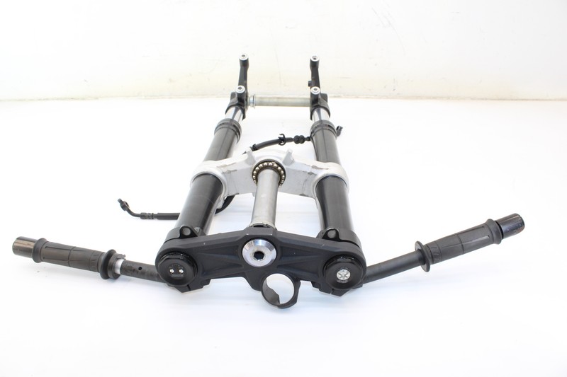 24-25 ZX6R 636 FRONT END WHEEL FORKS FORK RIM TRIPLE TREE CLAMP