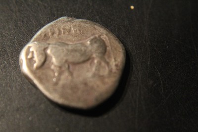 HYRIA, CAMPANIA BULL W/ MAN FACE LEFT DIDRACHM SILVER Ca 400 -350 BC GREECE