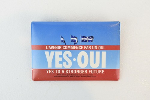 Quebec 1995 Referendum Yes Button Pin Collectible Political Memorabilia Lot