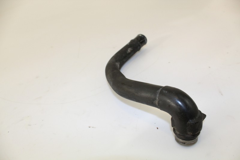 88-90 kawasaki ninja zx10 ENGINE WATER COOLANT PIPE 32102