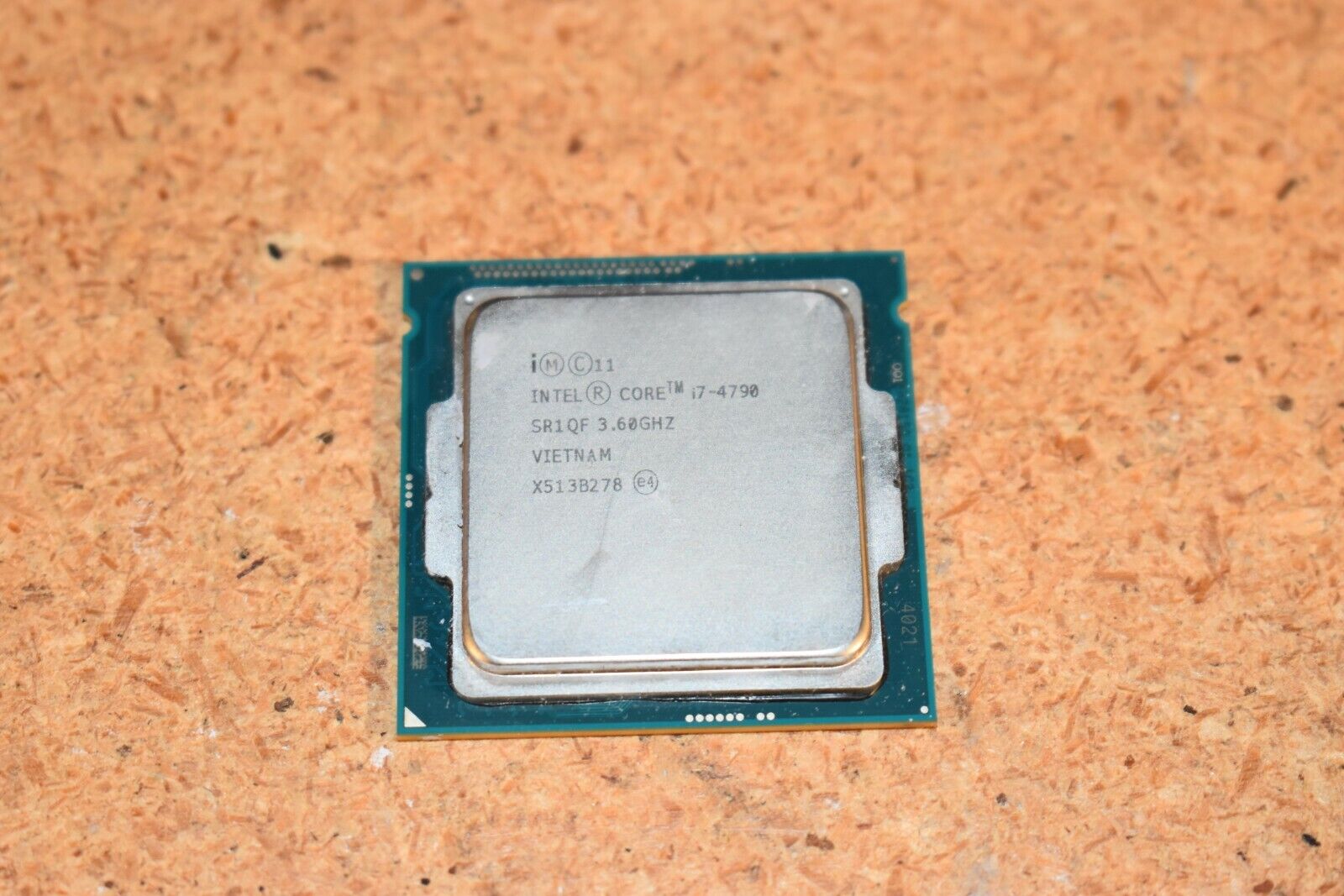 Intel 4th Gen Core i7-4790 3.60GHz Quad Core LGA1150 8MB CPU Processor SR1QF Intel 4th Gen Core i7-4790 3.60GHz Quad Core LGA1150 8MB CPU Processor SR1QF