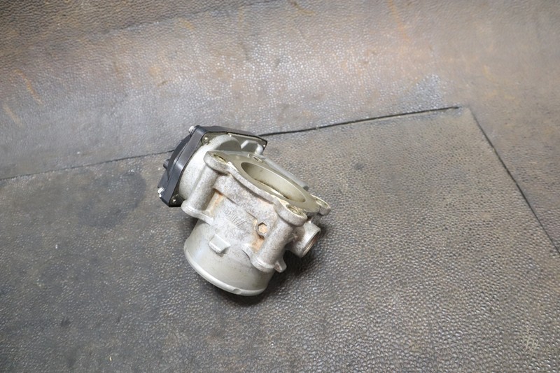 YAMAHA FXCruiserHO'15 OEM section (INTAKE-1) parts Used (部品番号6BH-13750-02 THROTTLE BODY ASSY) [X2304-62] YAMAHA FXCruiserHO'15 OEM section (INTAKE-1) parts Used