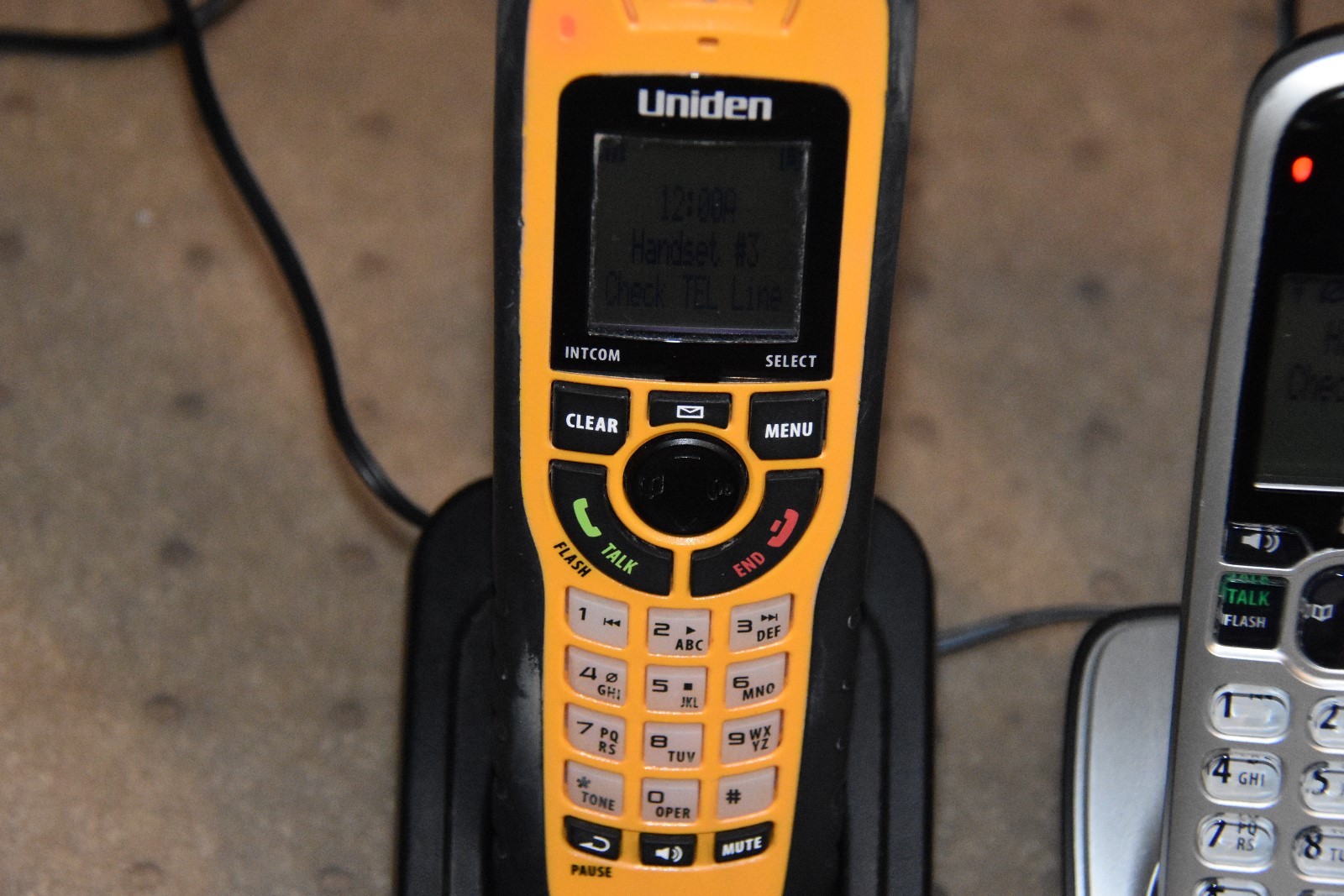 Uniden D1680 and DWX337 -- DECT 6.0 Cordless Phones